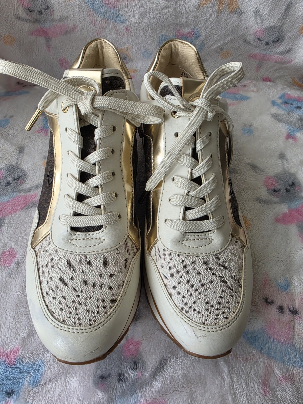 Michael Kors Maddy Two-Tone Logo Sneakers - Size 7.5